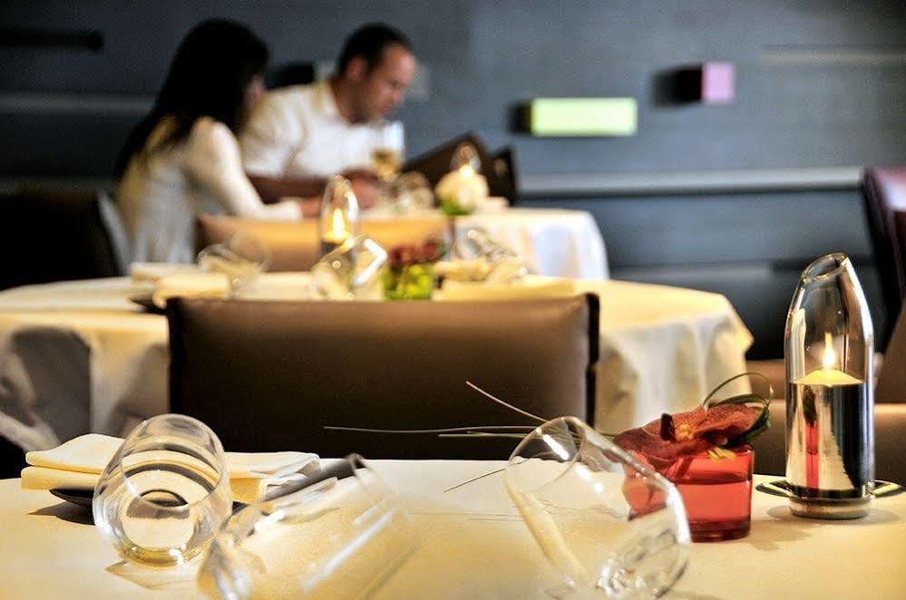 Logis Hotel Du Morvan - Restaurant La Table De Jerome Luzy Dış mekan fotoğraf